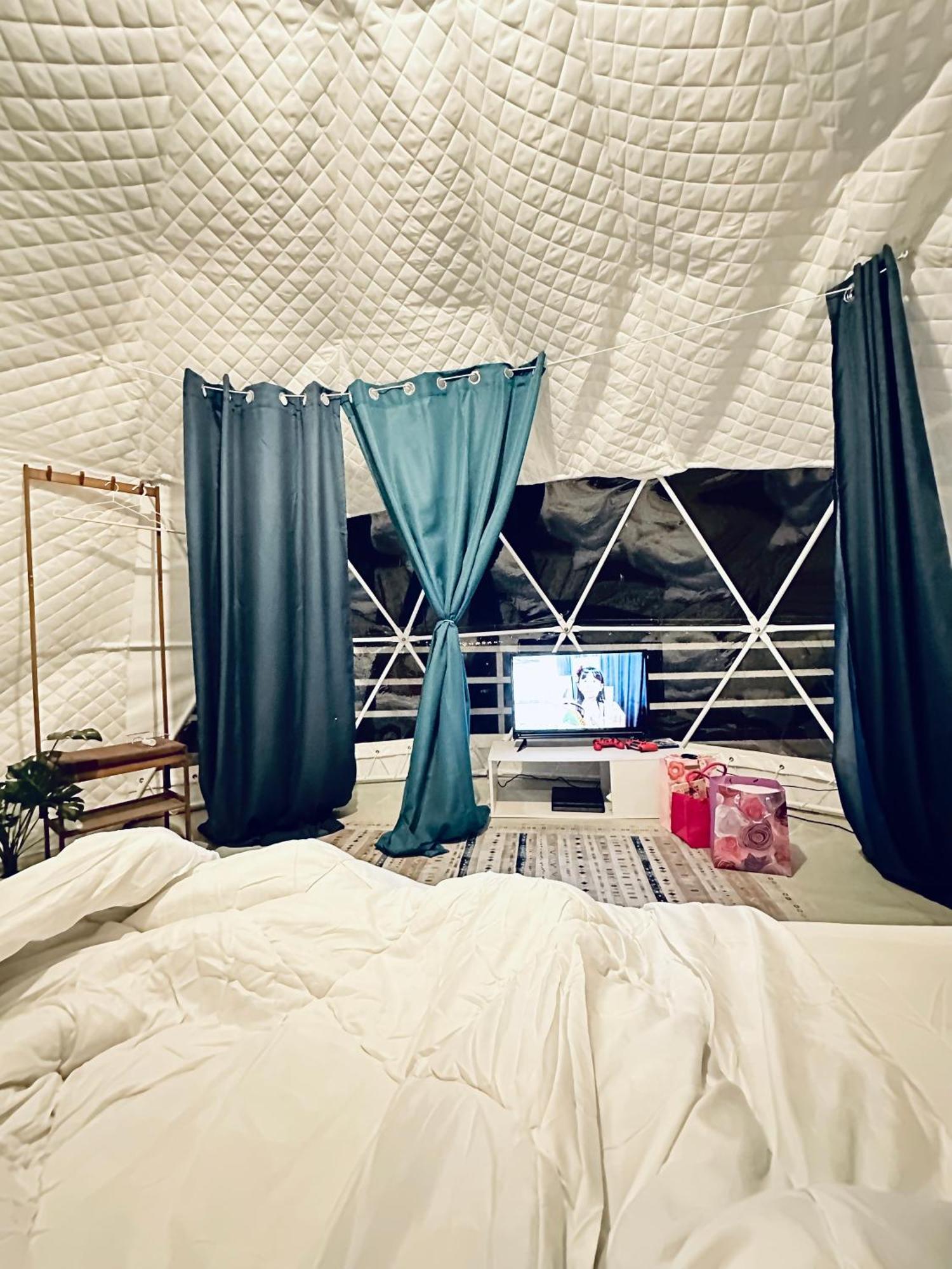 Gunung Medan Glamping & Cafe Hotel Kangar Exterior foto