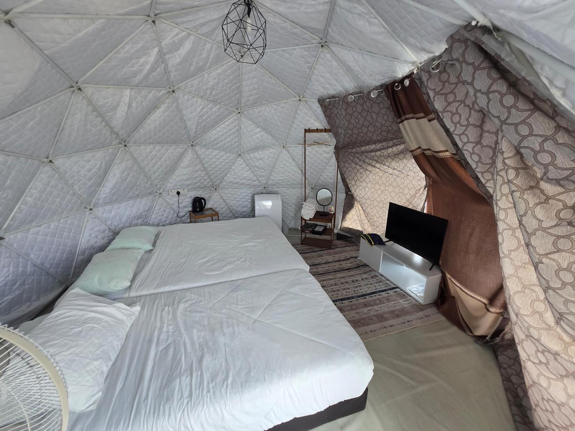 Gunung Medan Glamping & Cafe Hotel Kangar Exterior foto