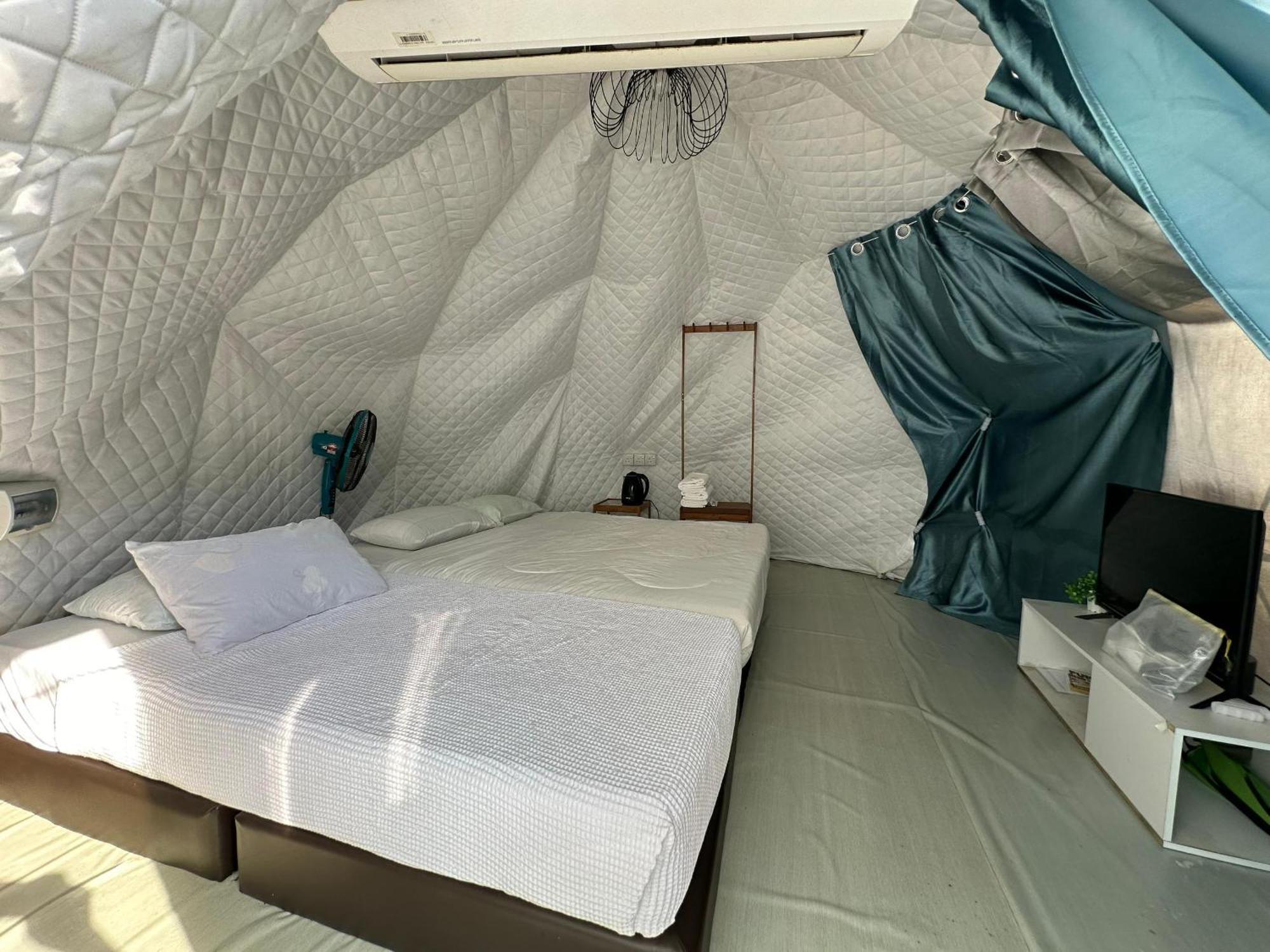 Gunung Medan Glamping & Cafe Hotel Kangar Exterior foto