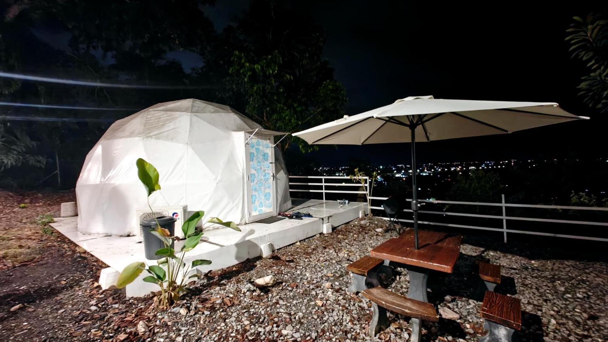 Gunung Medan Glamping & Cafe Hotel Kangar Exterior foto